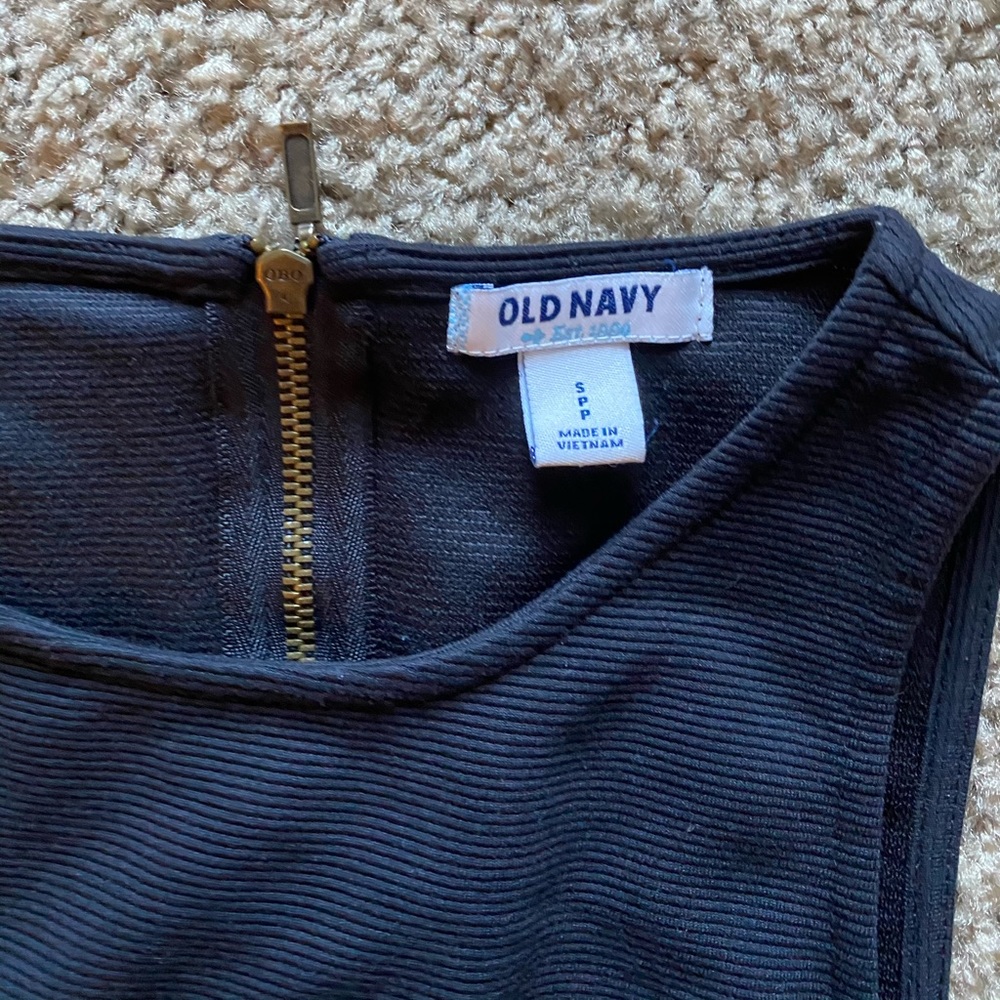 Old Navy Peplum black top